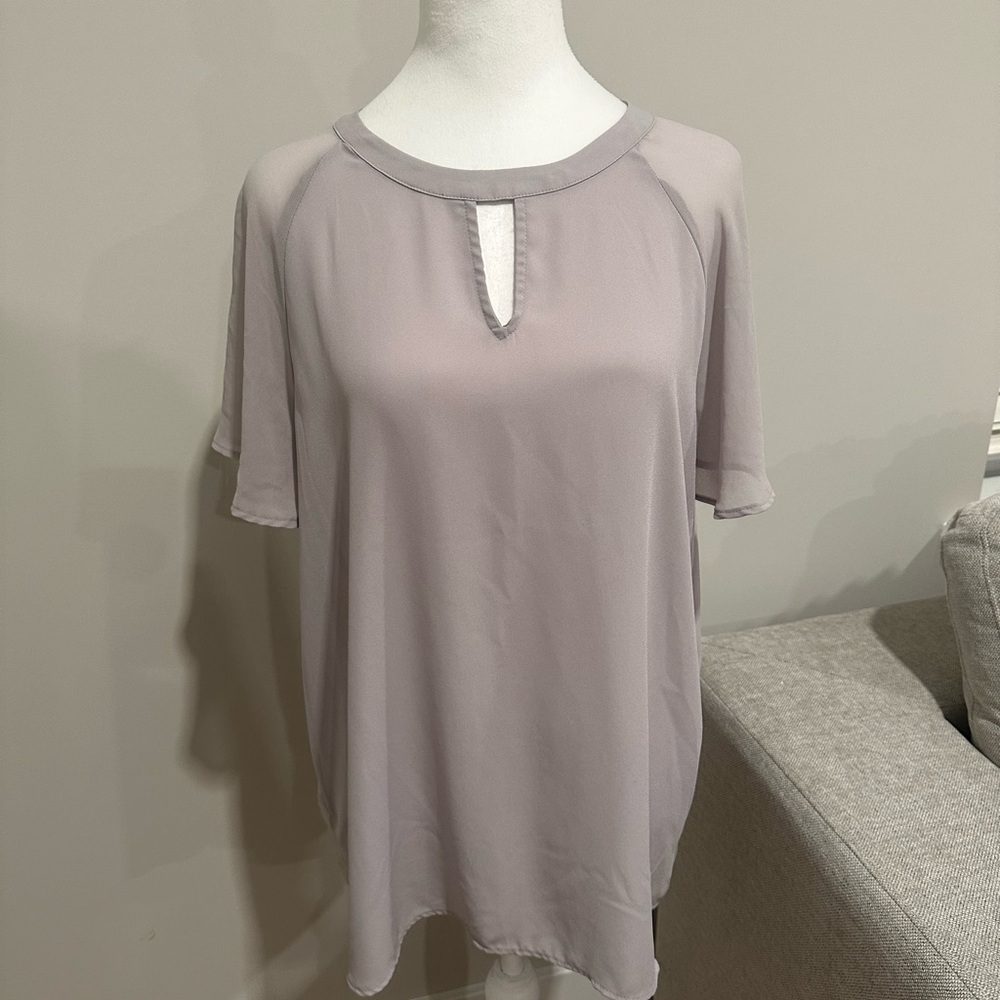 SALE! Pleione Gray Short Sleeve Women's Top